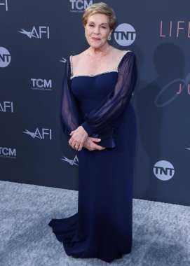İngiliz aktris Julie Andrews, 9 Haziran 2022 'de Hollywood, Los Angeles, Kaliforniya, ABD' de düzenlenen Dolby Tiyatrosu 'nda düzenlenen 48..