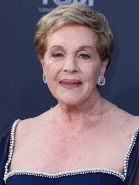 İngiliz aktris Julie Andrews, 9 Haziran 2022 'de Hollywood, Los Angeles, Kaliforniya, ABD' de düzenlenen Dolby Tiyatrosu 'nda düzenlenen 48..