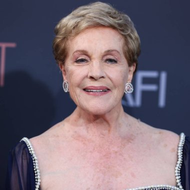 İngiliz aktris Julie Andrews, 9 Haziran 2022 'de Hollywood, Los Angeles, Kaliforniya, ABD' de düzenlenen Dolby Tiyatrosu 'nda düzenlenen 48..