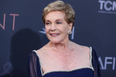 İngiliz aktris Julie Andrews, 9 Haziran 2022 'de Hollywood, Los Angeles, Kaliforniya, ABD' de düzenlenen Dolby Tiyatrosu 'nda düzenlenen 48..