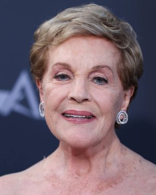 İngiliz aktris Julie Andrews, 9 Haziran 2022 'de Hollywood, Los Angeles, Kaliforniya, ABD' de düzenlenen Dolby Tiyatrosu 'nda düzenlenen 48..