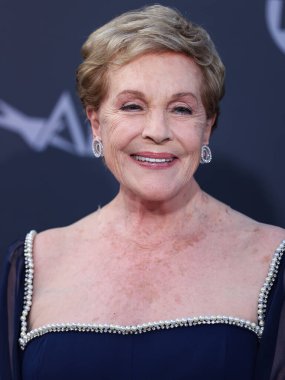 İngiliz aktris Julie Andrews, 9 Haziran 2022 'de Hollywood, Los Angeles, Kaliforniya, ABD' de düzenlenen Dolby Tiyatrosu 'nda düzenlenen 48..