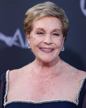 İngiliz aktris Julie Andrews, 9 Haziran 2022 'de Hollywood, Los Angeles, Kaliforniya, ABD' de düzenlenen Dolby Tiyatrosu 'nda düzenlenen 48..
