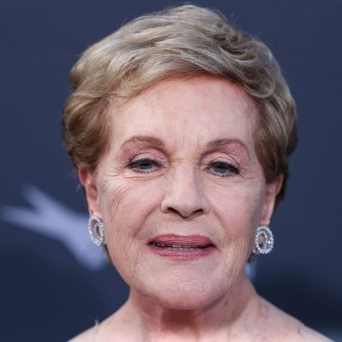 İngiliz aktris Julie Andrews, 9 Haziran 2022 'de Hollywood, Los Angeles, Kaliforniya, ABD' de düzenlenen Dolby Tiyatrosu 'nda düzenlenen 48..