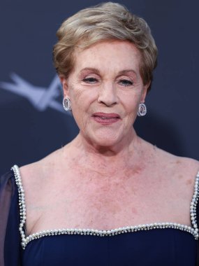İngiliz aktris Julie Andrews, 9 Haziran 2022 'de Hollywood, Los Angeles, Kaliforniya, ABD' de düzenlenen Dolby Tiyatrosu 'nda düzenlenen 48..
