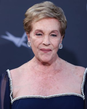 İngiliz aktris Julie Andrews, 9 Haziran 2022 'de Hollywood, Los Angeles, Kaliforniya, ABD' de düzenlenen Dolby Tiyatrosu 'nda düzenlenen 48..