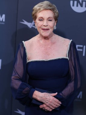 İngiliz aktris Julie Andrews, 9 Haziran 2022 'de Hollywood, Los Angeles, Kaliforniya, ABD' de düzenlenen Dolby Tiyatrosu 'nda düzenlenen 48.. 
