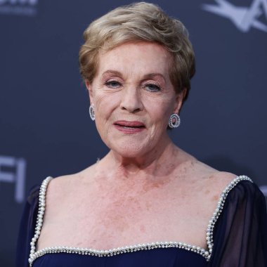 İngiliz aktris Julie Andrews, 9 Haziran 2022 'de Hollywood, Los Angeles, Kaliforniya, ABD' de düzenlenen Dolby Tiyatrosu 'nda düzenlenen 48.. 