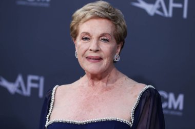 İngiliz aktris Julie Andrews, 9 Haziran 2022 'de Hollywood, Los Angeles, Kaliforniya, ABD' de düzenlenen Dolby Tiyatrosu 'nda düzenlenen 48.. 