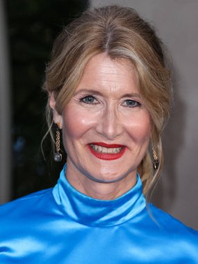 Prada giyen Amerikalı aktris Laura Dern, 6 Haziran 2022 'de Hollywood, Los Angeles, Kaliforniya, ABD' de düzenlenen TCL Çin Tiyatrosu IMAX 'te düzenlenen Universal Pictures' ın 'Jurassic World Dominion' adlı filminin Los Angeles galasına geldi..