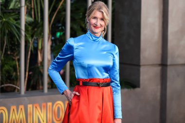 Prada giyen Amerikalı aktris Laura Dern, 6 Haziran 2022 'de Hollywood, Los Angeles, Kaliforniya, ABD' de düzenlenen TCL Çin Tiyatrosu IMAX 'te düzenlenen Universal Pictures' ın 'Jurassic World Dominion' adlı filminin Los Angeles galasına geldi..