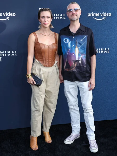 2022年6月22日 美国女演员娜塔莎 哈莱维和丈夫 美国演员肖恩 冈恩在洛杉矶参加了亚马逊首映影片 终结者名单 第一季的首映式 — 图库照片