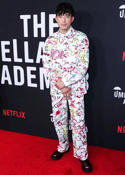 アメリカの俳優ジャスティン ミンが 2022年6月17日にロンドン ウェスト ハリウッドのビバリーヒルズで開催されたNetflixの Theアンブレラ アカデミー シーズン3のワールドプレミアに到着しました — ストック写真