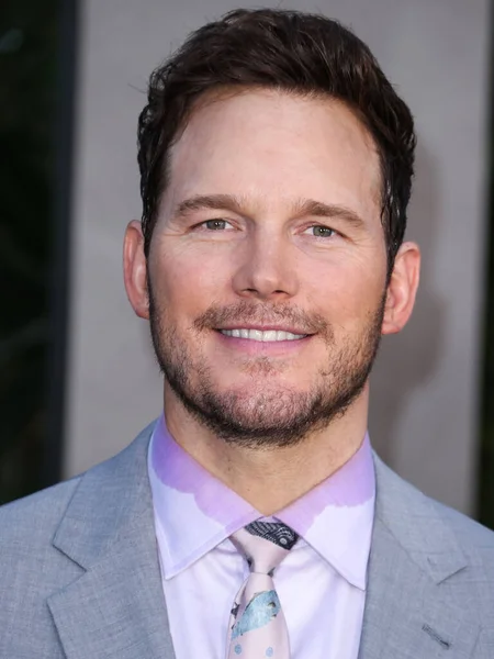 Amerikalı aktör Chris Pratt, 6 Haziran 2022 'de Hollywood, Los Angeles, Kaliforniya, ABD' de bulunan TCL Çin Tiyatrosu IMAX 'te düzenlenen Universal Pictures' ın 'Jurassic World Dominion' filminin Los Angeles galasına geldi..
