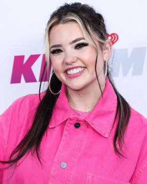 Kanadalı şarkıcı Lauren Spencer Smith, 4 Haziran 2022 'de Carson, Los Angeles, Kaliforniya' da düzenlenen Wango Radyosu 'na katıldı.. 