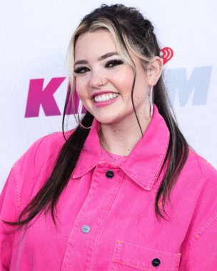 Kanadalı şarkıcı Lauren Spencer Smith, 4 Haziran 2022 'de Carson, Los Angeles, Kaliforniya' da düzenlenen Wango Radyosu 'na katıldı..