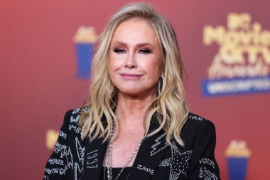 5 Haziran 'da yayınlanan bu resimde, Amerikalı moda tasarımcısı Kathy Hilton 2022 MTV Film ve TV Ödülleri' ne ulaştı: Santa Monica, Los Angeles, Kaliforniya, ABD 'deki Barker Hangar' da UNSCRIPTED. 
