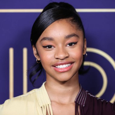 Amerikalı aktris Akira Akbar, NBCUniversal 'in' Bel-Air 'etkinliğine 24 Mayıs 2022' de Hollywood, Los Angeles, Kaliforniya, ABD 'deki NBCU FYC House' a geldi..