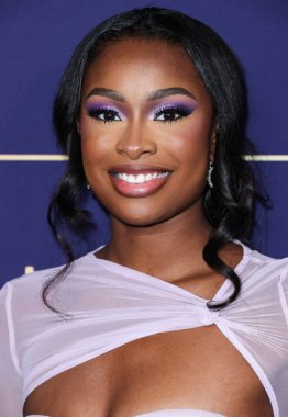 Amerikalı şarkıcı / aktris Coco Jones, NBCUniversal 'in' Bel-Air 'etkinliğine 24 Mayıs 2022' de Hollywood, Los Angeles, Kaliforniya, ABD 'deki NBCU FYC House' a geldi.. 
