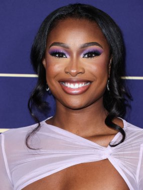 Amerikalı şarkıcı / aktris Coco Jones, NBCUniversal 'in' Bel-Air 'etkinliğine 24 Mayıs 2022' de Hollywood, Los Angeles, Kaliforniya, ABD 'deki NBCU FYC House' a geldi..