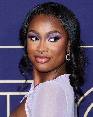 Amerikalı şarkıcı / aktris Coco Jones, NBCUniversal 'in' Bel-Air 'etkinliğine 24 Mayıs 2022' de Hollywood, Los Angeles, Kaliforniya, ABD 'deki NBCU FYC House' a geldi.. 