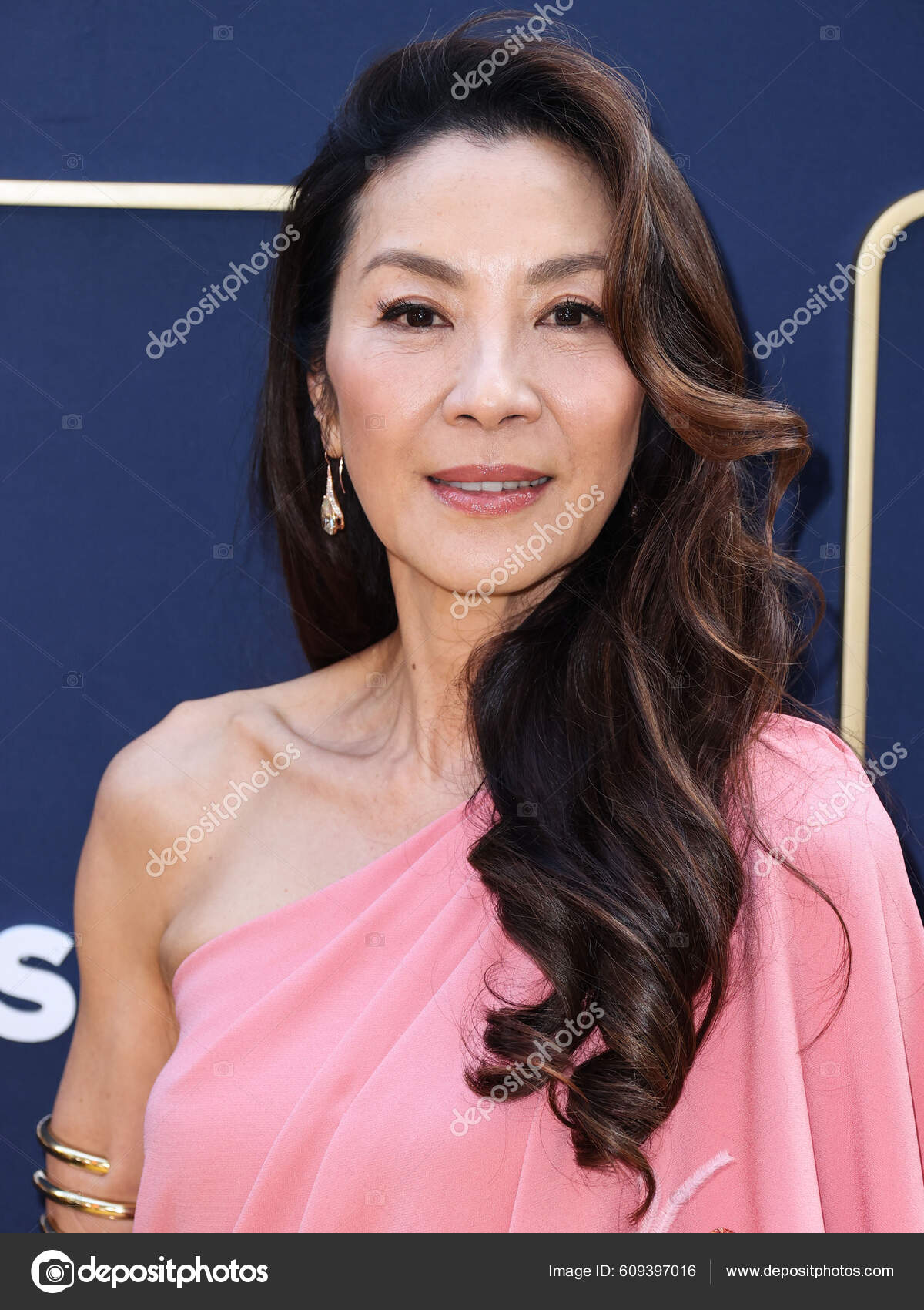 Seksual tanadagi qizlar video