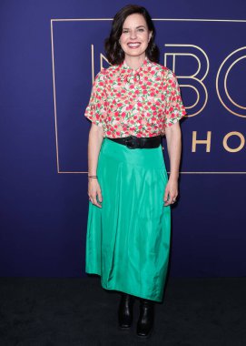 Senarist Meredith Scardino, 19 Mayıs 2022 'de Hollywood, Los Angeles, Kaliforniya, ABD' deki NBCU FYC binasında düzenlenen 'Girls5eva' için NBCUniversal 'in FYC etkinliğine geldi..