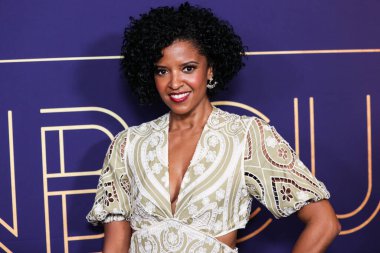 Amerikalı aktris Rene Elise Goldsberry (Renee Elise Goldsberry) 19 Mayıs 2022 'de Hollywood, Los Angeles, Kaliforniya, ABD' deki NBCU FYC binasında düzenlenen 'Girls5eva' için NBCUniversal 'in FYC etkinliğine geldi..