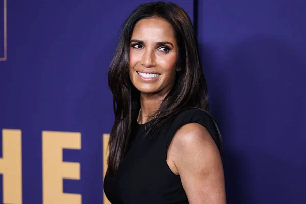 Indyjsko Amerykańska Pisarka Padma Lakshmi Przybywa Fyc Event Nbcuniversal Dla — Zdjęcie stockowe