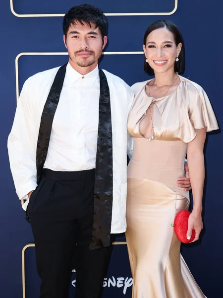 Henry Golding Liv Chegam Gold House Inaugural Gold Gala 2022 — Fotografia de Stock