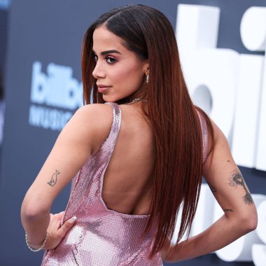 Brazilian singer Anitta (Larissa de Macedo Machado) wearing Fendace with Tiffany & Co jewelry arrives at the 2022 Billboard Music Awards held at the MGM Grand Garden Arena on May 15, 2022 in Las Vegas, Nevada, United States. 