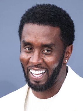 Amerikalı rapçi Diddy (Sean Combs), 15 Mayıs 2022 'de MGM Grand Garden Arena' da düzenlenen 2022 Billboard Müzik Ödülleri 'ne geldi.. 