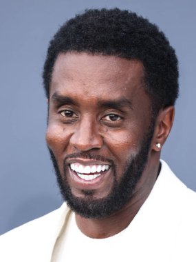 Amerikalı rapçi Diddy (Sean Combs), 15 Mayıs 2022 'de MGM Grand Garden Arena' da düzenlenen 2022 Billboard Müzik Ödülleri 'ne geldi.. 