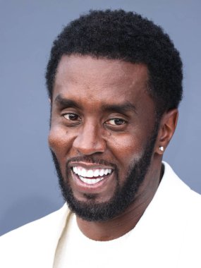 Amerikalı rapçi Diddy (Sean Combs), 15 Mayıs 2022 'de MGM Grand Garden Arena' da düzenlenen 2022 Billboard Müzik Ödülleri 'ne geldi.. 
