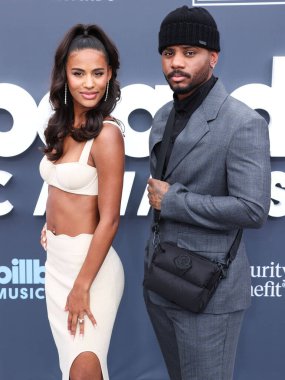 Kendra Bailey ve Bryson Tiller, 15 Mayıs 2022 'de MGM Grand Garden Arena' da düzenlenen 2022 Billboard Müzik Ödülleri 'ne geldiler..