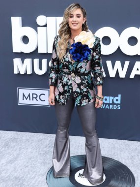 Lainey Wilson, 15 Mayıs 2022 'de MGM Grand Garden Arena' da düzenlenen 2022 Billboard Müzik Ödülleri 'ne geldi.. 