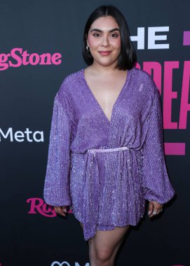 Emily Uribe, 12 Mayıs 2022 'de Beverly Hills, Los Angeles, Kaliforniya, ABD' deki Hearst Estate 'te düzenlenen Rolling Stone ve Meta Açılış Yaratıcıları Sayısı Kutlaması' na geliyor.. 