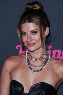 Amerikalı internet kişisi Hannah Stocking, 12 Mayıs 2022 'de Beverly Hills, Los Angeles, Kaliforniya, ABD' deki Hearst Estate 'te düzenlenen Rolling Stone ve Meta Açılış Yaratıcıları Sayısı Kutlaması' na geldi.. 