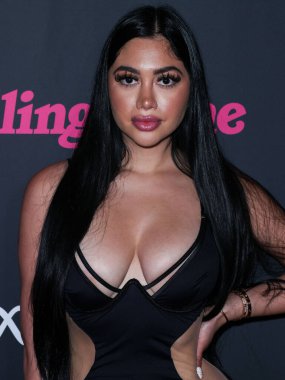 Jailyne Ojeda Ochoa, 12 Mayıs 2022 'de Beverly Hills, Los Angeles, Kaliforniya, ABD' deki Hearst Malikânesi 'nde düzenlenen Rolling Stone ve Meta Açılış Töreni Yaratıcıları Sayısı' na ulaşır.. 