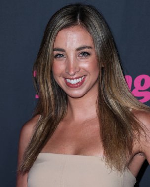 Katie Austin, 12 Mayıs 2022 'de Beverly Hills, Los Angeles, Kaliforniya, ABD' deki Hearst Estate 'te düzenlenen Rolling Stone ve Meta Açılış Yaratıcıları Sayısı Kutlaması' na geliyor..