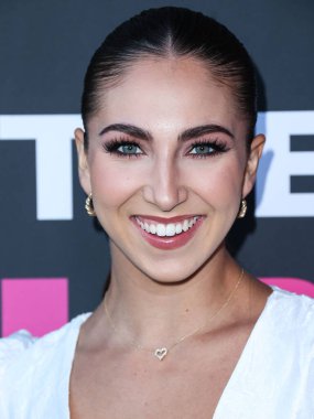 Melanie Willgate, 12 Mayıs 2022 'de Beverly Hills, Los Angeles, Kaliforniya, ABD' deki Hearst Estate 'te düzenlenen Rolling Stone ve Meta Açılış Yaratıcıları Sayısı Kutlaması' na geliyor.. 