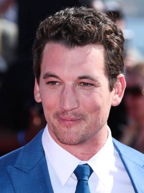 Amerikalı aktör Miles Teller, Paramount Pictures 'ın Top Gun: Maverick filminin dünya prömiyerine 4 Mayıs 2022' de ABD 'nin Kaliforniya eyaletinin San Diego kentindeki USS Midway Müzesi' nde geldi.. 