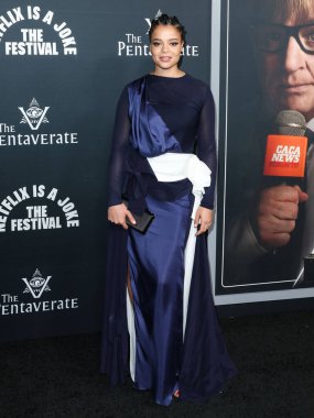 İngiliz aktris Lydia West, 4 Mayıs 2022 'de Hollywood, Los Angeles, Kaliforniya, ABD' deki Liaison Restaurant + Lounge 'da düzenlenen Netflix' in 'The Pentaverate' adlı partisine geldi.. 