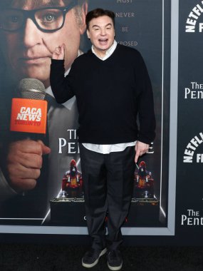 Kanadalı aktör Mike Myers, 4 Mayıs 2022 'de Hollywood, Los Angeles, Kaliforniya, ABD' deki Liaison Restaurant + Lounge 'da düzenlenen Netflix' in 'The Pentaverate' adlı partisine geldi..