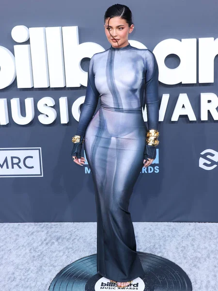 Американська Модель Кайлі Дженнер Одягнена Balmain Приходить 2022 Billboard Music — стокове фото