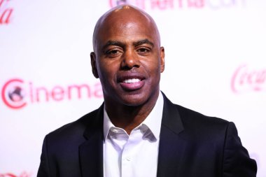 Bu gecenin sunucusu (ET) Kevin Frazier, CinemaCon Büyük Ekran Başarı Ödülleri 2022 'de Ceasars Palace' daki Omnia Gece Kulübü 'nde 28 Nisan 2022' de CinemaCon sırasında gerçekleşti.