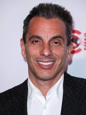 Amerikalı stand-up komedyeni ve aktör Sebastian Maniscalco, 28 Nisan 2022 'de CinemaCon sırasında Caesars Palace' daki Omnia Gece Kulübü 'nde düzenlenen CinemaCon Büyük Ekran Başarı Ödüllerine ulaştı. 