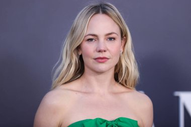 Avustralyalı aktris Adelaide Clemens, 20 Nisan 2022 'de Hollywood Atletizm Kulübü' nde düzenlenen FX 'in 