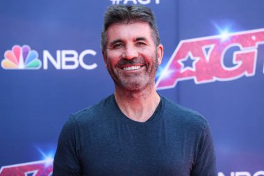 İngiliz televizyon karakteri Simon Cowell, 20 Nisan 2022 'de Pasadena, Los Angeles, Kaliforniya, ABD' de düzenlenen 17. Açılış Kırmızı Halısı 'na geldi..