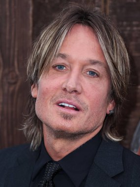 Keith Urban, 18 Nisan 2022 'de Hollywood, Los Angeles, Kaliforniya, ABD' deki TCL Çin Tiyatrosu IMAX 'ta düzenlenen Odak Özellikleri' nin Los Angeles prömiyerine geldi.. 